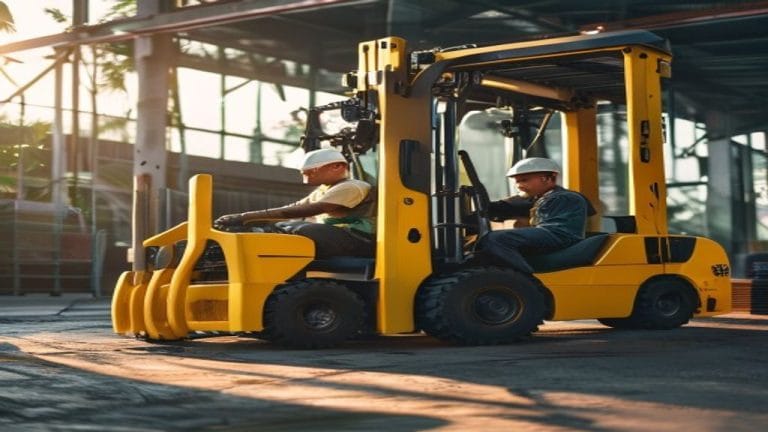 Pengalaman Nyata: Bagaimana Sewa Forklift Lampung Menghemat Waktu & Biaya Proyek Kami” 5 Pengalaman Nyata: Bagaimana Sewa Forklift Lampung Menghemat Waktu & Biaya Proyek Kami”